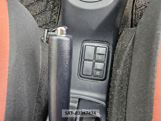 Toyota AQUA 2016-01 7249804-22