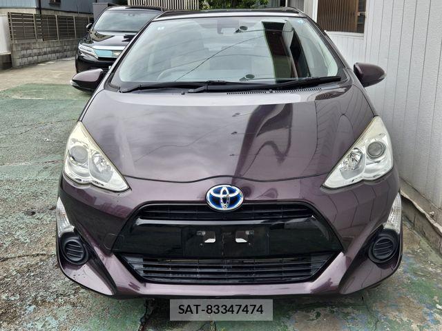 Toyota AQUA 2016-01 7249804-3