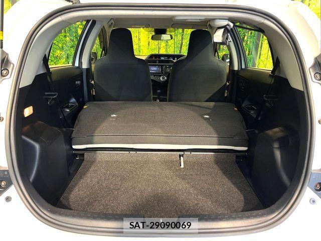 Toyota AQUA 2015-12 7249793-10