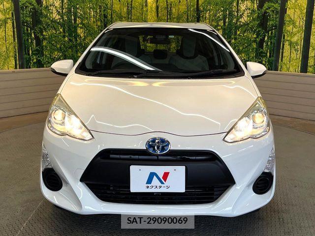 Toyota AQUA 2015-12 7249793-13