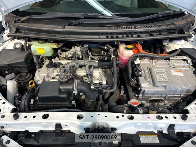 Toyota AQUA 2015-12 7249793-17
