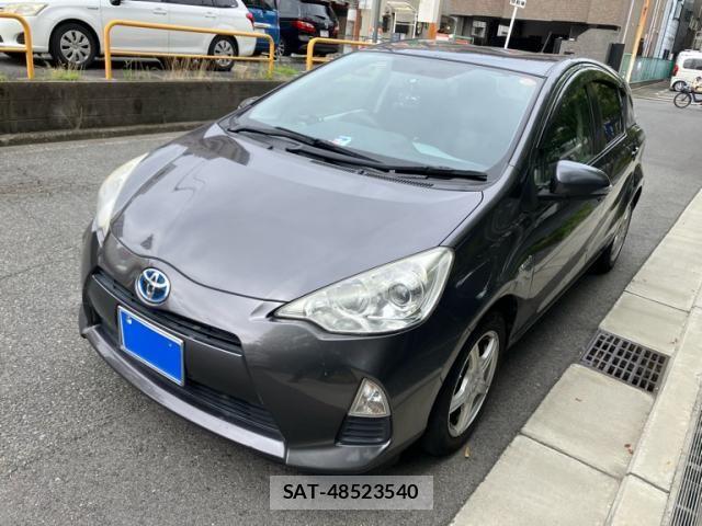 Toyota AQUA 2012-06 7249589-0