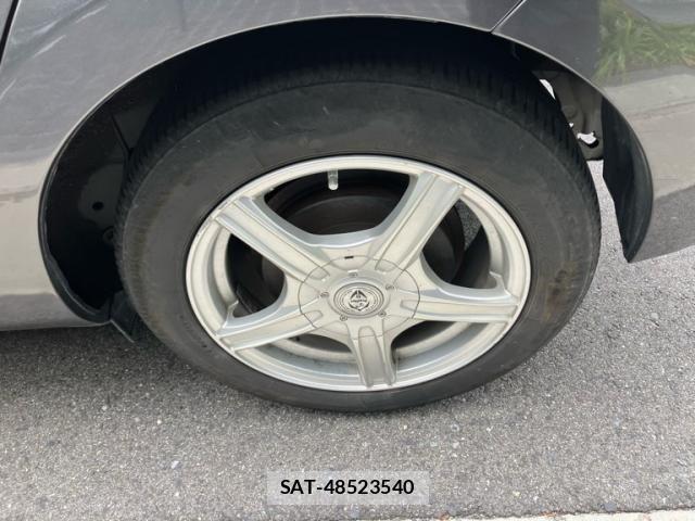 Toyota AQUA 2012-06 7249589-10