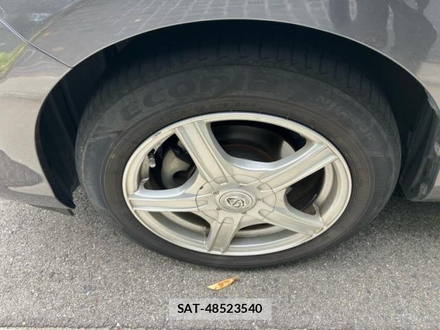 Toyota AQUA 2012-06 7249589-11
