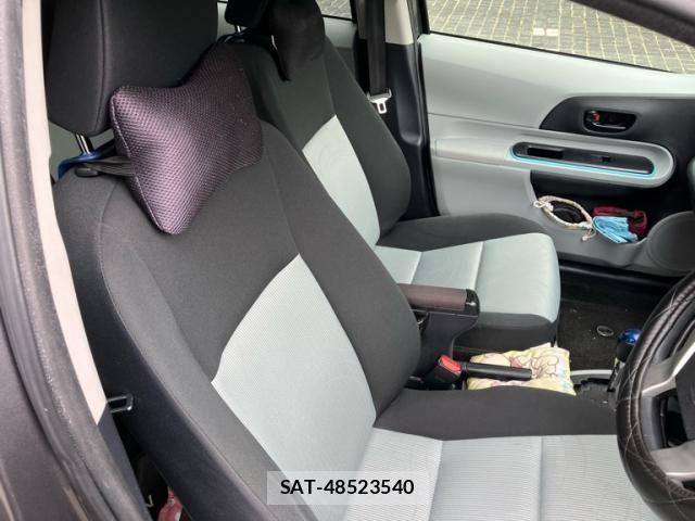 Toyota AQUA 2012-06 7249589-15