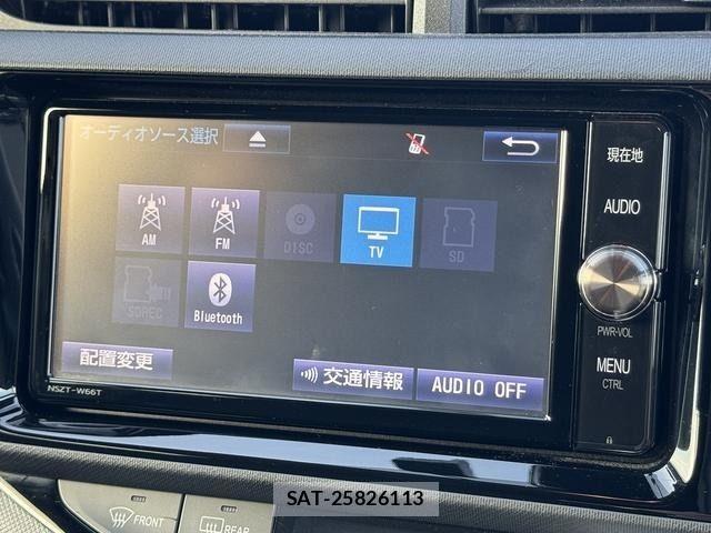 Toyota AQUA 2017-03 7249579-18