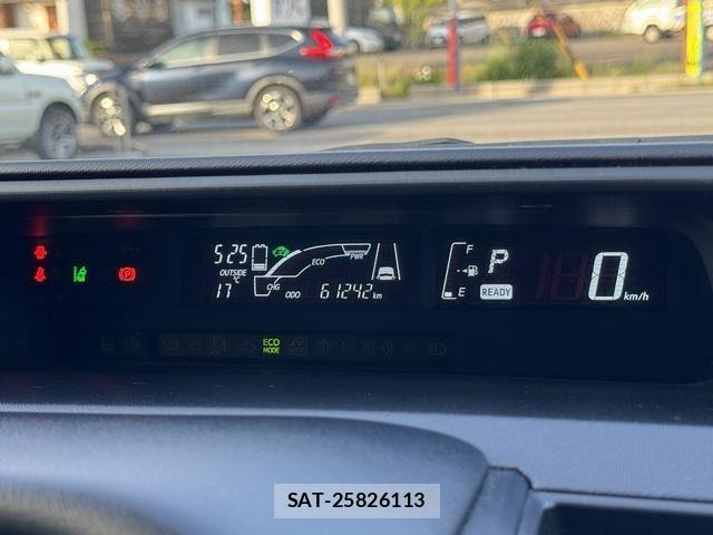 Toyota AQUA 2017-03 7249579-24