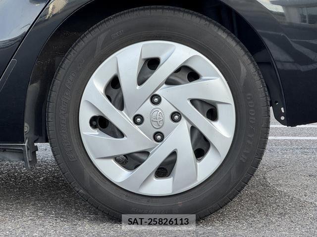 Toyota AQUA 2017-03 7249579-7
