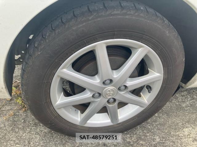 Toyota AQUA 2012-05 7249588-4