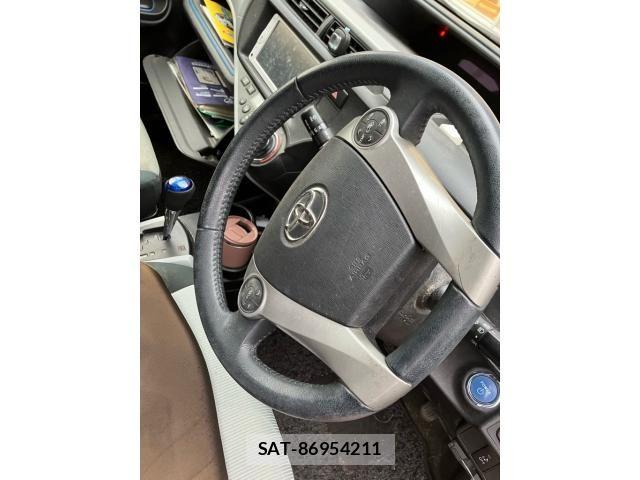 Toyota AQUA 2014-04 7249585-14
