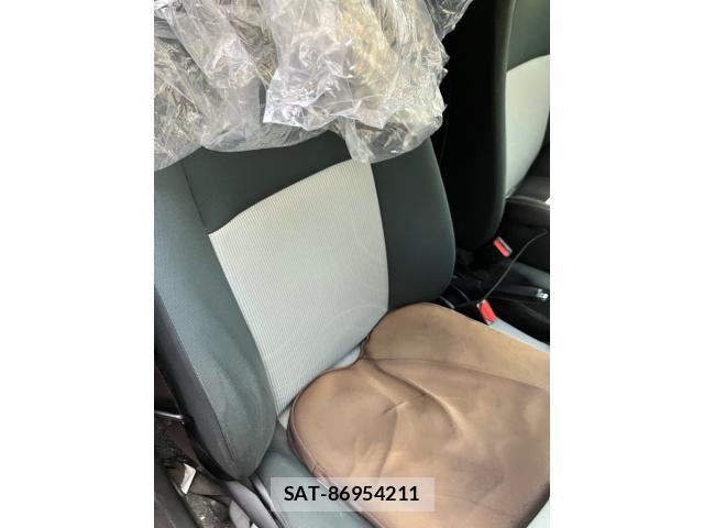 Toyota AQUA 2014-04 7249585-15