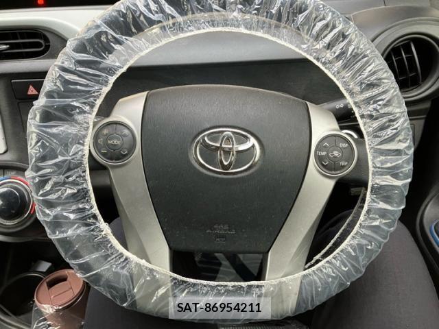 Toyota AQUA 2014-04 7249585-20