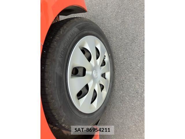 Toyota AQUA 2014-04 7249585-8