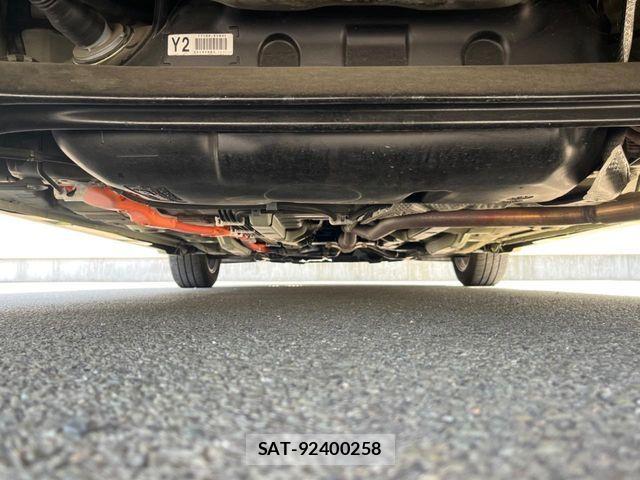 Toyota AQUA 2017-07 7249578-19