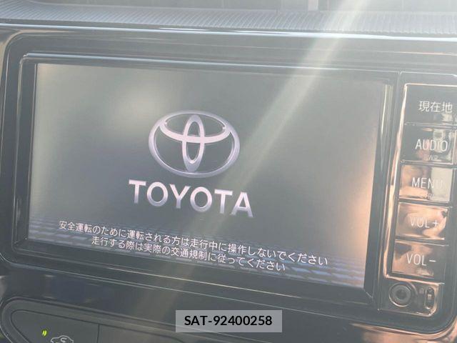 Toyota AQUA 2017-07 7249578-2