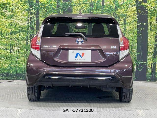 Toyota AQUA 2015-04 7249797-14