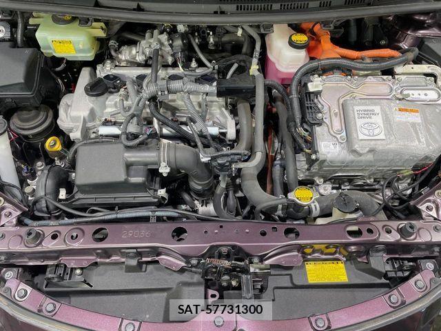 Toyota AQUA 2015-04 7249797-17