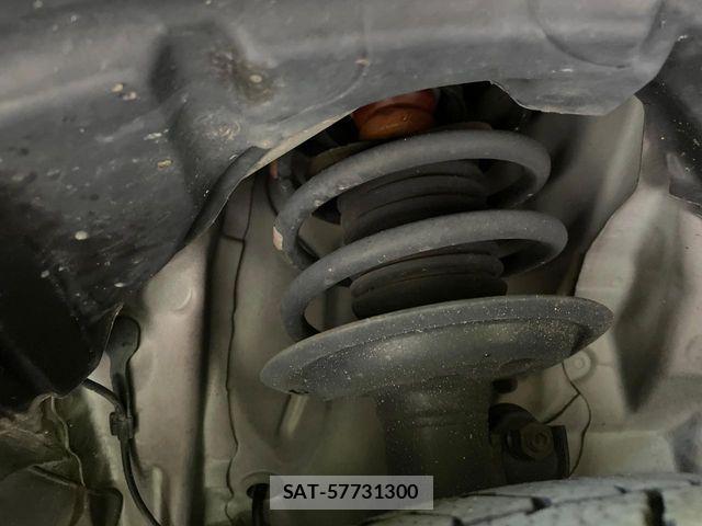 Toyota AQUA 2015-04 7249797-19