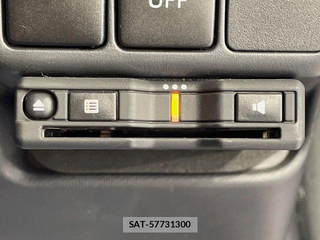Toyota AQUA 2015-04 7249797-6