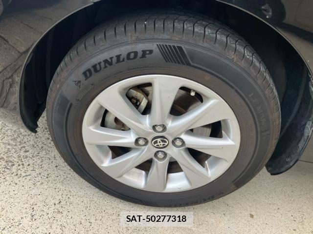Toyota AQUA 2021-08 7249794-9