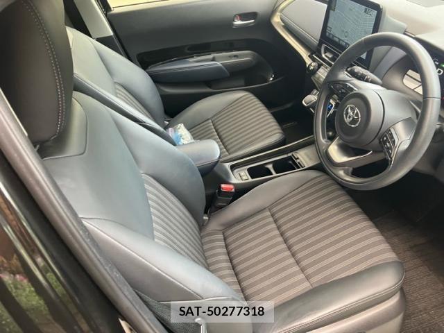 Toyota AQUA 2021-08 7249794-14