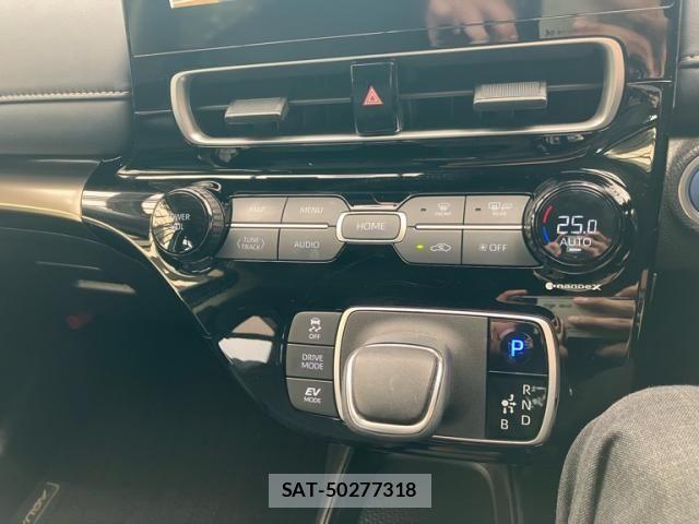 Toyota AQUA 2021-08 7249794-21