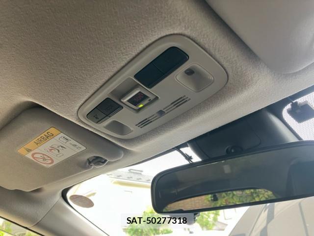 Toyota AQUA 2021-08 7249794-24