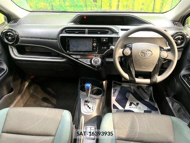 Toyota AQUA 2016-09 7249792-1