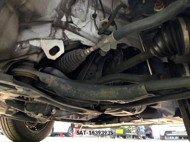 Toyota AQUA 2016-09 7249792-19