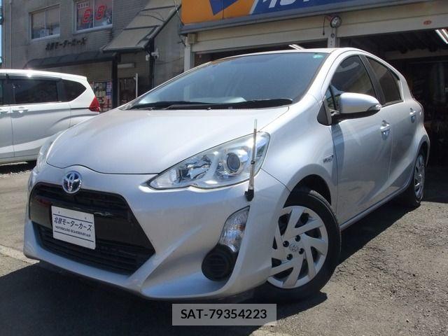 Toyota AQUA 2015-07 7249798-0