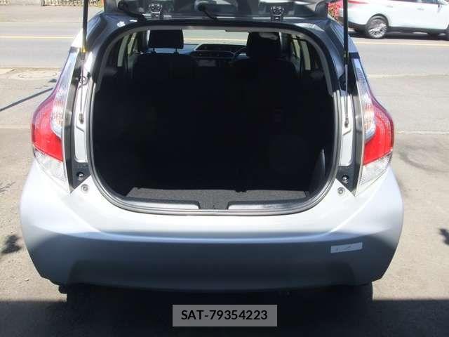 Toyota AQUA 2015-07 7249798-9