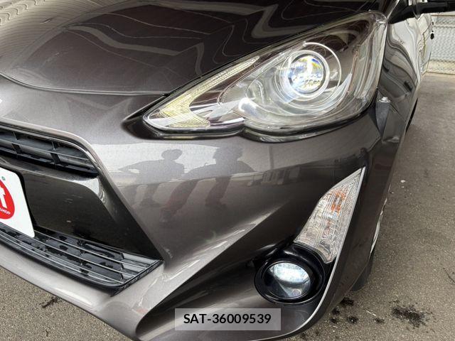 Toyota AQUA 2015-06 7249582-25