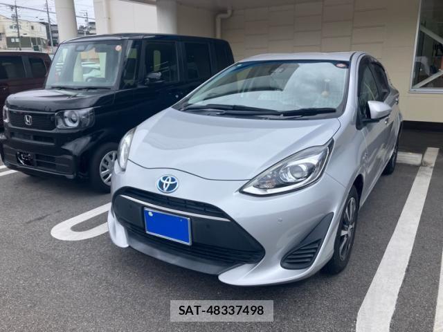 Toyota AQUA 2018-12 7249584-1