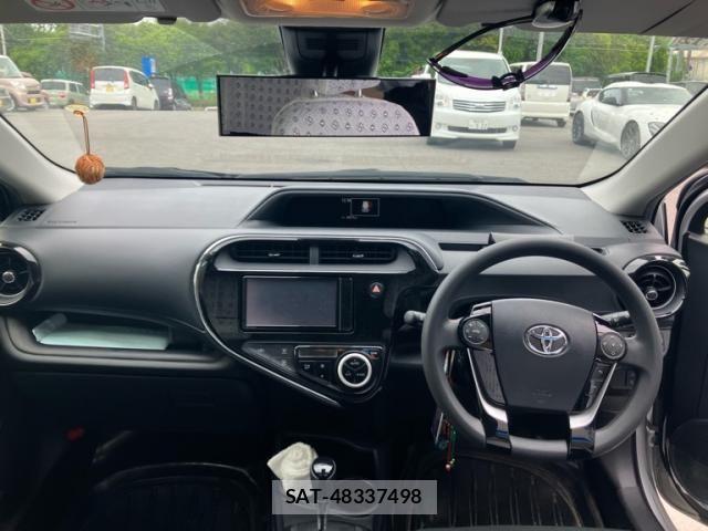 Toyota AQUA 2018-12 7249584-19