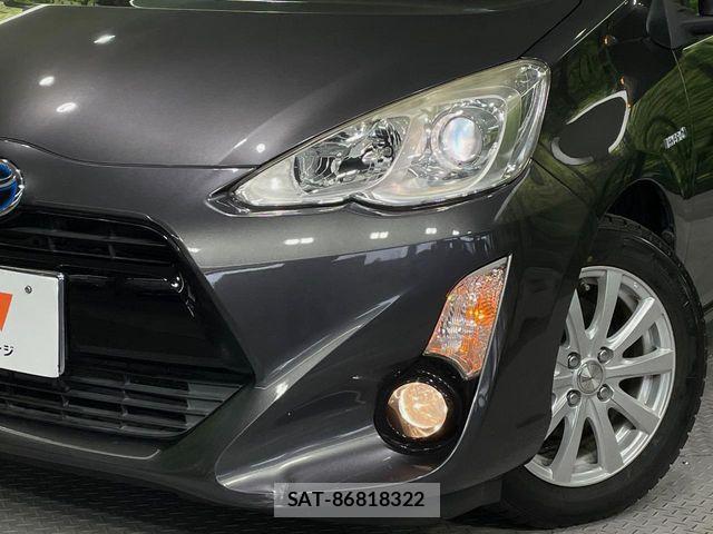 Toyota AQUA 2015-09 7249583-11