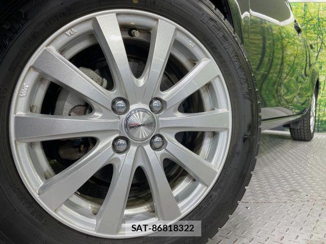 Toyota AQUA 2015-09 7249583-12