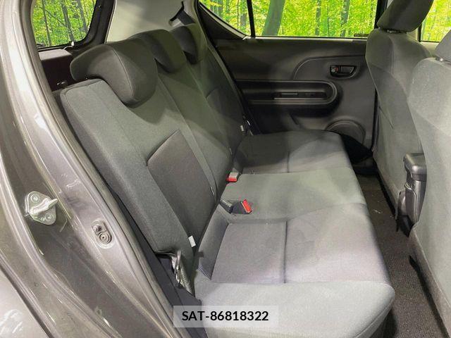 Toyota AQUA 2015-09 7249583-8