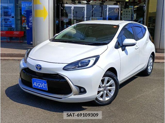 Toyota AQUA 2023-10 7249788-0