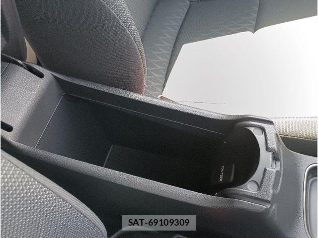 Toyota AQUA 2023-10 7249788-18