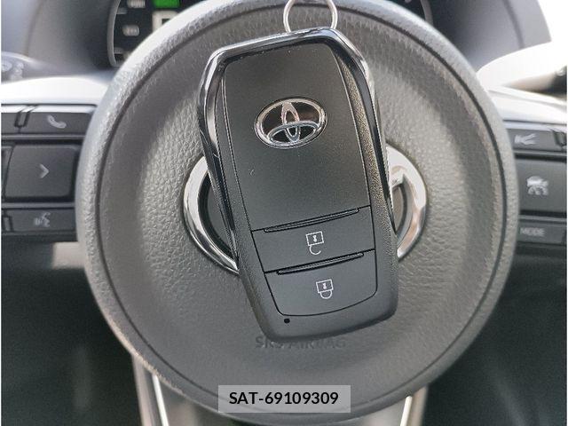 Toyota AQUA 2023-10 7249788-22