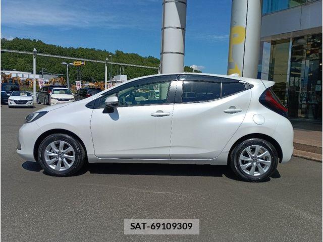 Toyota AQUA 2023-10 7249788-4