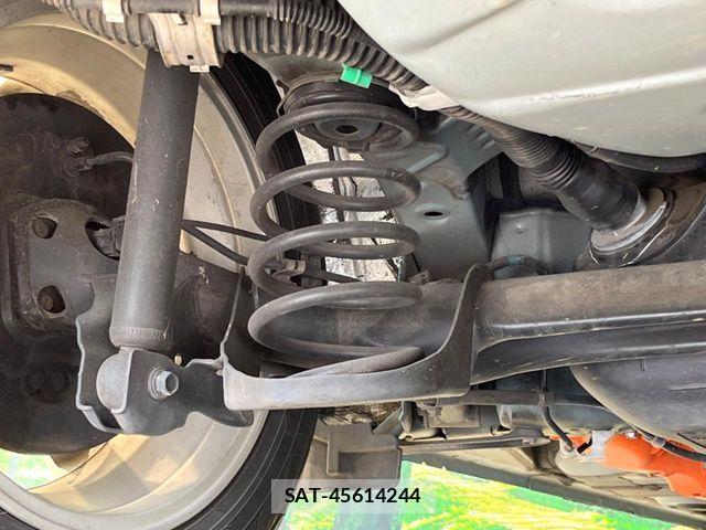Toyota AQUA 2014-01 7249806-19