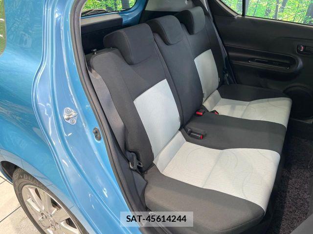 Toyota AQUA 2014-01 7249806-8