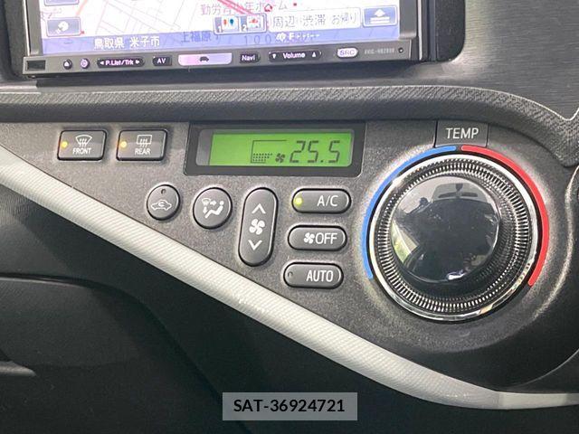 Toyota AQUA 2013-04 7249802-6
