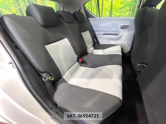 Toyota AQUA 2013-04 7249802-8