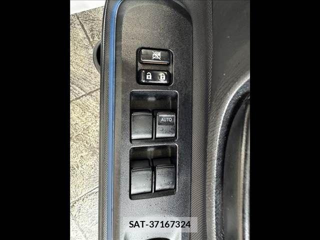 Toyota AQUA 2014-02 7249807-27