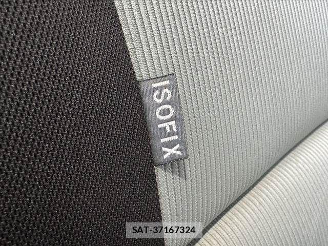Toyota AQUA 2014-02 7249807-29