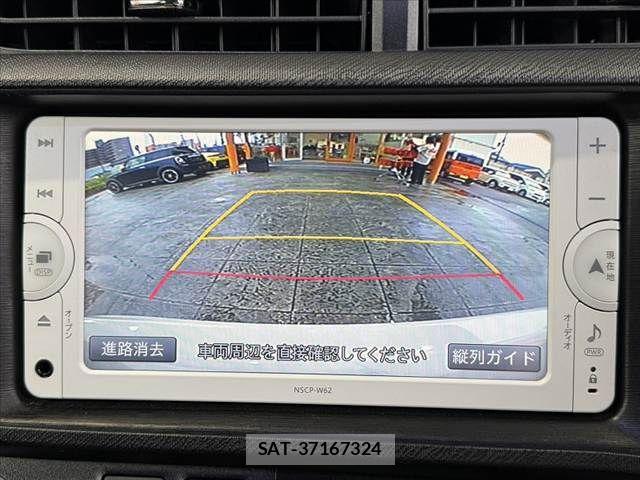 Toyota AQUA 2014-02 7249807-3