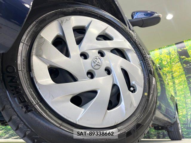 Toyota AQUA 2019-02 7249790-12