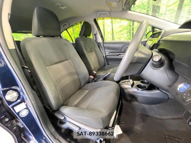 Toyota AQUA 2019-02 7249790-7